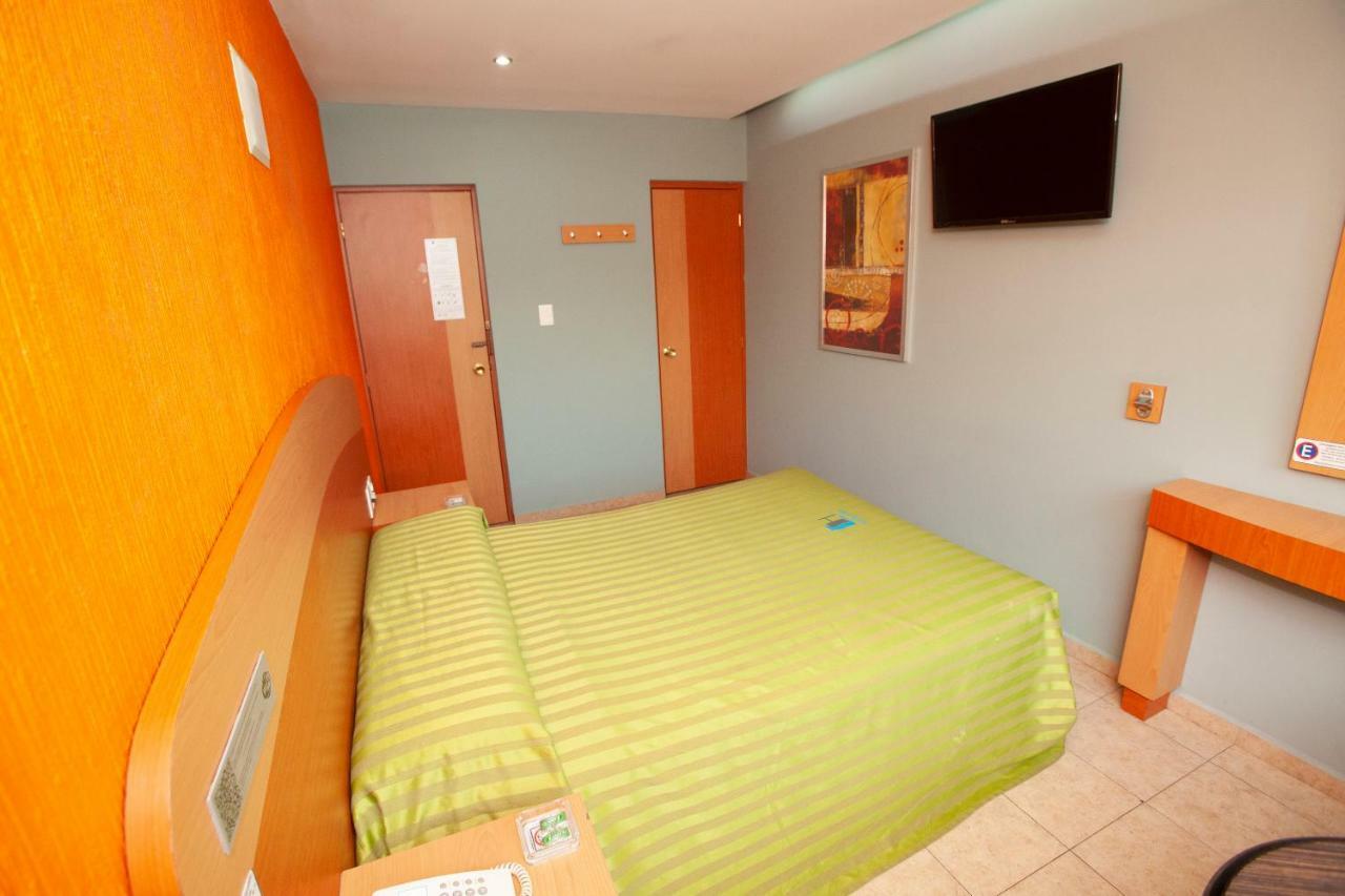 Hotel Lira - Solo Adultos Mexiko-Stadt Exterior foto