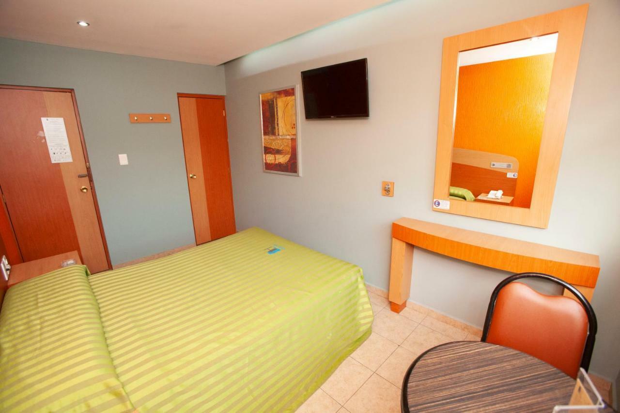 Hotel Lira - Solo Adultos Mexiko-Stadt Exterior foto